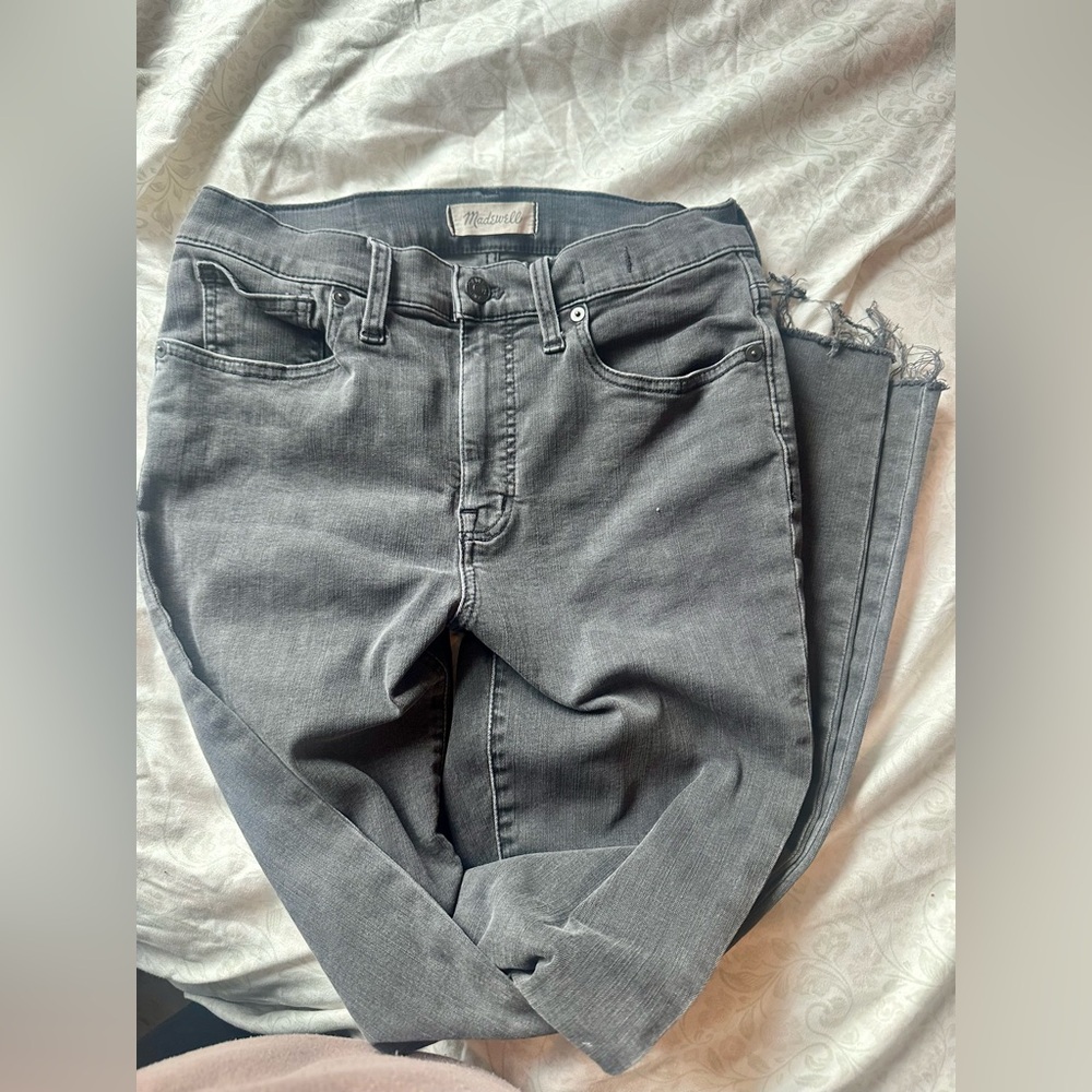 Madewell Women's Straight Leg Jeans in Gray